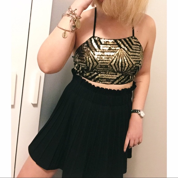 Papaya Tops - Brand New Black Crop Party Top with Gold Sequins